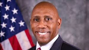 Retired Air Force Colonel Karlton Johnson Named CEO of the National Space  Society