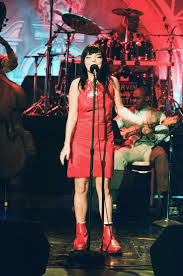 Bjork State Of Emergency Lyrics Bjork S Early 90s Style Is Still Making Waves Great Music Videos 90s Fashion Style