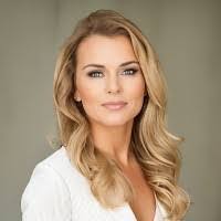 Rachel Harrell's Instagram, Twitter & Facebook