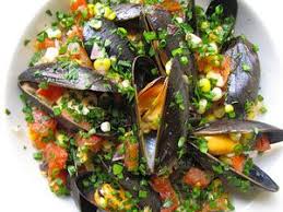 Tahong Mussels With Young Corn And Malunggay Panlasang Pinoy Meaty Recipes Recipe Healthy Seafood Dishes Wine Recipes Mussels Recipe