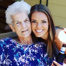 Emily Manuel (@manuel_emily)