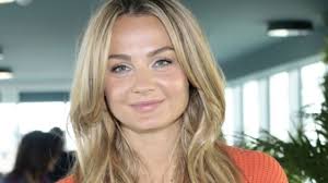 Na jej profilu na próżno szukać zdjęć z mężem czy dziećmi, lecz teraz zrobiła wyjątek i jak czytamy w opisie zdjęcia, jest bardzo dumna ze swojego ukochanego! Ale Przystojniak Malgorzata Socha W Koncu Pokazala Meza Planeta Life