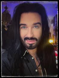 Lucas Alexander (@lucasalexanderofficial) • Facebook