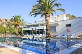 Join us as we visit budva, montenegro in this travel guide covering locals eats, top attractions and the best things to do in budva during your trip. Hotel Montenegro Budva Aktualisierte Preise Fur 2021