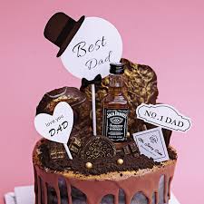 Sorry i couldn't be there with you on your special day, pops, but my bank account is fully at your disposal! 60th Birthday Cakes For Dad Images