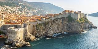 Die ältesten gebäudereste von korčula sind fragmente mit weidenornamenten aus dem 10. Spaziergange Durch Dubrovnik Die Stadt Zu Fuss Erkunden