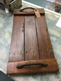 Wood Pallet Serving Tray In Norwood Ma Sells For 25 Proyectos De Madera Diy Bandejas De Madera Proyectos De Pale De Madera