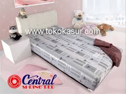 Fitur istimewa lain dari elite spring bed adalah, setiap produknya menggunakan busa berteknologi sanitized® yang anti bakteri, kuman, jamur, dan kutu, sehingga produk lebih higienis dan nyaman bagi kesehatan. Spring Bed Central Central Springbed Harga Central Central Deluxe Central Sport