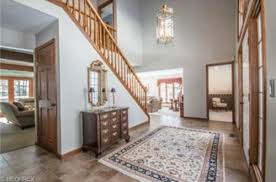 Dec 18, 2018 the average total cost of trim installation projects ranges from $350 to $570 nationwide, and trim installation costs per linear foot can range from $4.50 to $6 for installation and painting of simple baseboards, chair rails and crown molding. Clock Is Ticking Should We Paint This Honey Oak Trim Or Leave It