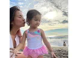 She is best known as one of the final four in the 2nd sea. In Photos Lj Reyes And Her Kids La Union Trip Gma Entertainment