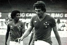 Ele foi o primeiro a ser conversado. Gols De Cabeca Parceria Com Nelinho Porrada No Joelho E Cirurgia Abel Braga Lembra Periodo Como Jogador Do Cruzeiro Superesportes