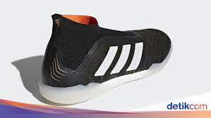 Foto udara jembatan rel kereta api (ka) ambruk di dukuh timbang, desa tonjong, brebes, jawa tengah, selasa (12/1/2021). Phk 2 500 Karyawan Produsen Sepatu Adidas Pindah Ke Brebes