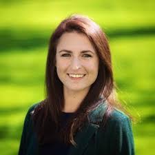 Elizabeth Mcquade's Instagram, Twitter & Facebook