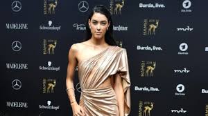 Rebecca nahm dort als promi teil und massimo war der profitänzer an ihrer seite. Rebecca Mir Sexy Transparenz Traum Bei Diesem Anblick Wird Massimo Schwach News De