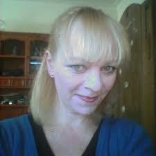 Hazel Mcmahon's Instagram, Twitter & Facebook