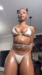 Naomi Doe Porn Pics and XXX Videos 