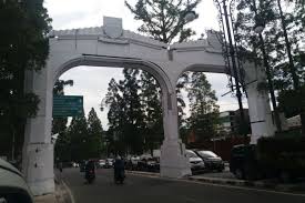 Baca juga erek erek 2d abjad bergambar lebih lengkap terbaru » tafsir mimpi 2d terlengkap. 64 Gambar Bentuk Gapura Jalan Kekinian Gambar Pixabay