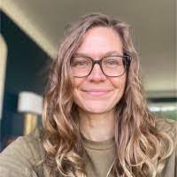 Michelle Krogstad's Instagram, Twitter & Facebook