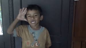 Upin Bawakan Puisi Judul Polisi Youtube