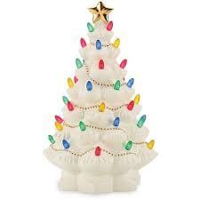 21 Best Vintage Christmas Decorations Retro Ornaments And Decor