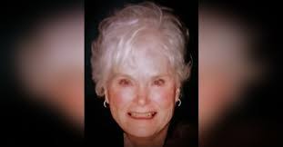 Annalee Silva's Instagram, Twitter & Facebook