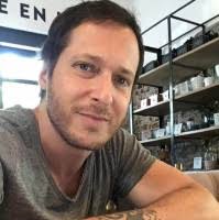 90+ perfiles de «Blumetti»