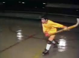 Baixe esta imagem gratuita sobre hóquei gelo em patins da vasta biblioteca de imagens e vídeos de domínio público do pixabay. Hoquei Em Patins Academica Treina Em Condicoes Precarias Rtp Arquivos