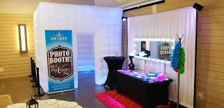 Here is a quick preview into Saige & Colin's beautiful Spring wedding at  Ashton Hill Farm! 😍 Congratulations to the brand new Mr. and Mrs. Hagerty!  We had a blast at your