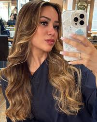 Roberta Zamora Hairstylist (@robertazamorahair) · London