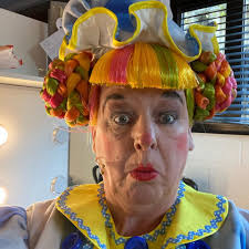 Strictly fans spot 'clue' behind Les Dennis's quick elimination saying 'he  didn't want to be there'