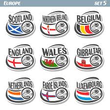 De rechterborst bevat het hummel logo en de linkerborst het. Vector Logo Voor Europees Voetbal Voetbal Schotland Noord Ierland Belgie Engeland Wales Gibraltar Nederland Faeroer Luxemburg Geisoleerd Staatsvlaggen Voetbalballen Kampioenschap Euro Royalty Vrije Cliparts Vectoren En Stock Illustratie