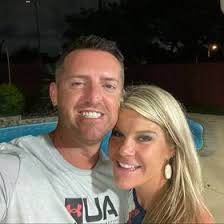 Krystal Logan (KrystalDawnLo)