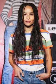 Полное имя — зои изабелла кравиц (zoë isabella kravitz). Zoe Kravitz Hairstyles Essence