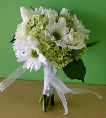 Prom flowers bouquet near me. Hand Tied Clutch Bouquets For Prom A Popular Trend In Havertown Pa Prom Flowers Bouquet Prom Bouquet Homecoming Flowers