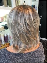 Hairstyles with graduation allow for fullness that adds height, a perfect option for those who want the illusion of thick hair. Pin On Short Hairstyles For Fine And Thin Hair