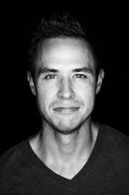 Sean Dodds's Instagram, Twitter & Facebook