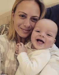 When the couple met on a boat in sydney in 2016, karl was already a father and had undergone a vasectomy. Karl Stefanovic Says He S Always Up For Having Another Baby With Jasmine Gadget Clock