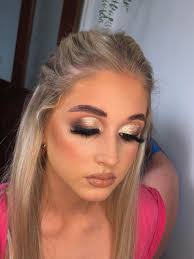 Makeup by Georgia Cain 添加了1 张新照片。