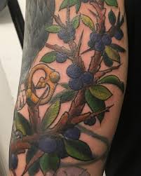 Future tattoos love tattoos beautiful tattoos new tattoos body art tattoos tatoos feather tattoos peonies tattoo 15.08.2019 · blackthorn tattoo and art studio, llc is a mississippi. X Marks Tattoos Coloured Up Nicole S Blackthorn Bough Facebook