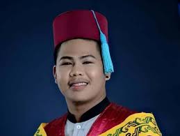 Hidup hanya sekali dan tidak akan berulang untuk ke jujur sudah susah mencari materi baku menyerupai itu. Kisah Inspiratif Pria Yang Dulu Pemulung Sampah Kini Sukses Jadi Sarjana