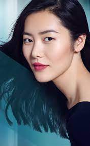 model liu wen for estee lauder portrats beauty attraktiv