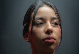 Va Leon Music & Downloads