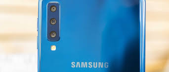 The galaxy a7 (2016) out of the three versions come deadly close to the first class specifications found in the samsung galaxy s6. Samsung Galaxy A7 2018 Hits South Korea Gsmarena Com News