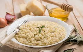 This beautiful book and tv series follows jamie in italy; Risotto Alla Parmigiana Un Primo Piatto Semplice Ma Gustoso