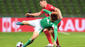 Offers news coverage centered around sports of interest to fans in the united states, along with international soccer, formula 1, cart, and irl racing. Schreckensszenario Dfb Pokal Nur Noch Vier Pokal Spiele Im Free Tv Stern De