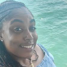 Dorian Shafer's Instagram, Twitter & Facebook