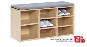 Le rangement dans une maison est toujours un point il existe plusieurs types de range chaussures. Offre Banc Range Chaussures Chez Gifi