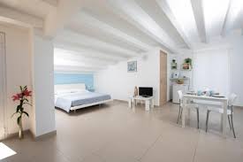 Migliori case vacanza con piscina a capo d'orlando. Casa Vacanze Selenite Case E Appartamenti Per Vacanze Capo D Orlando