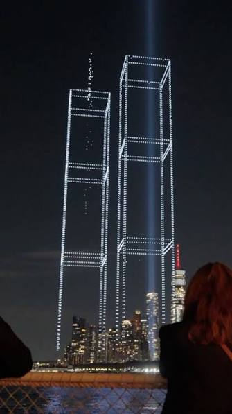 Drone display recreates the Twin Towers