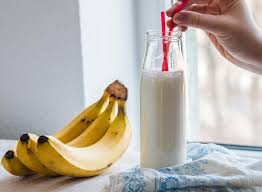 5 Rezepte Fur Vegane Milch In Weniger Als 1 Minute Vegane Milch Bananenmilch Bananenmilch Rezept